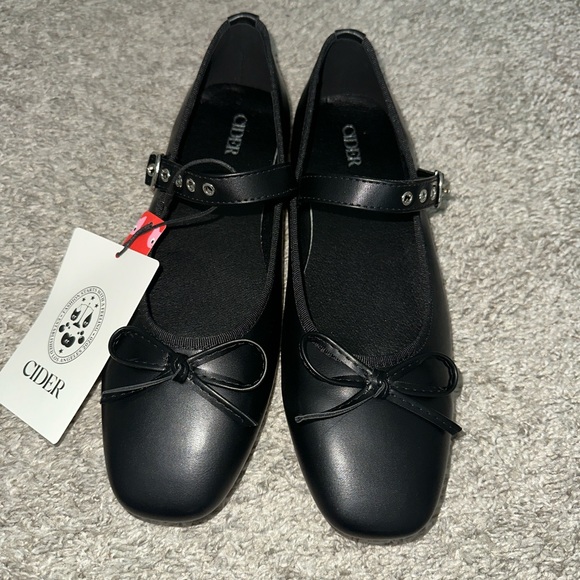 Cider Shoes - 🖤 Cider Black Mary Jane Flats w/ Bow Detail | NWT 🖤